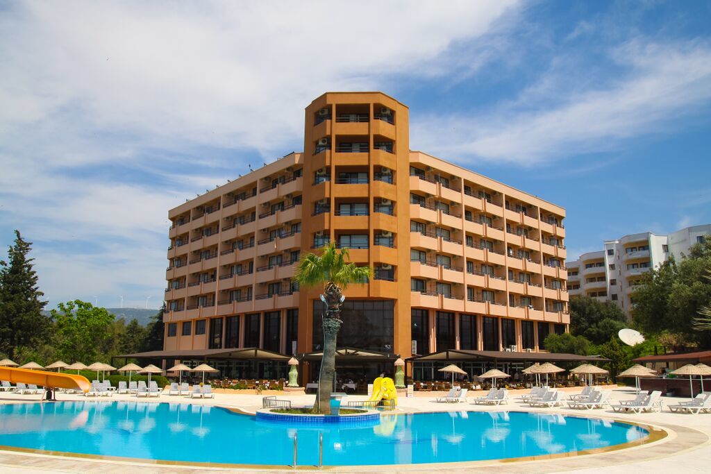 The Holiday Resort ดีดิม ภายนอก รูปภาพ