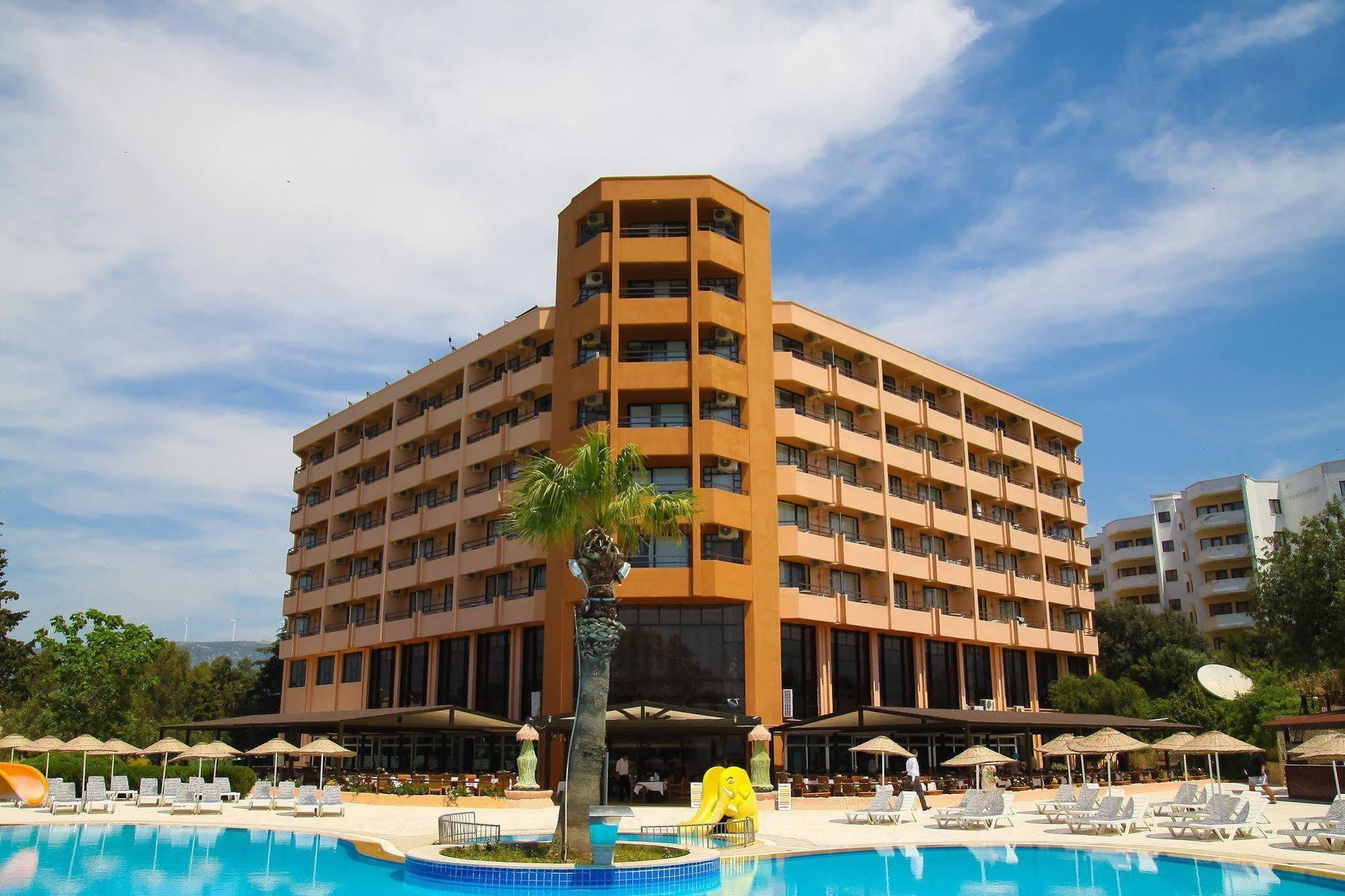 The Holiday Resort ดีดิม ภายนอก รูปภาพ